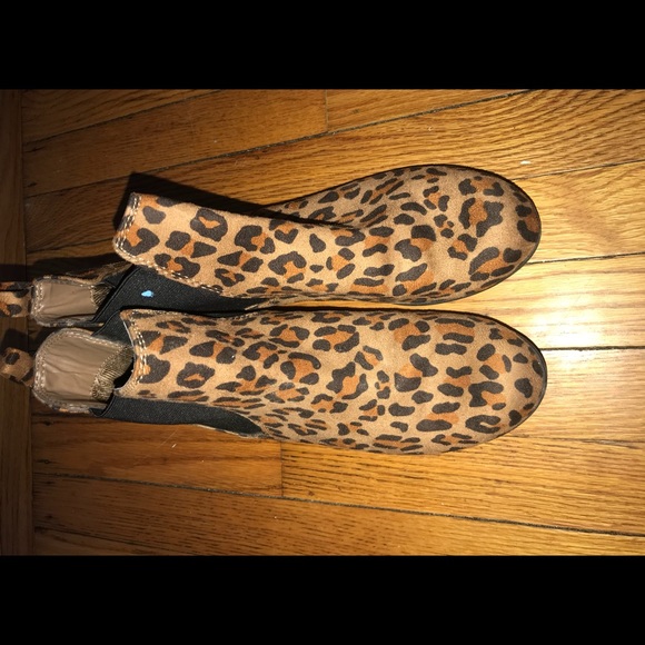 Leopard Booties - Picture 2 of 2